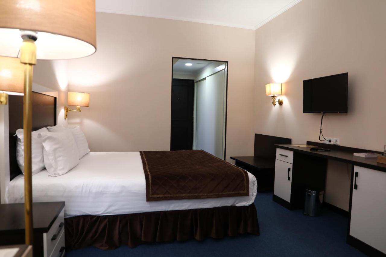 Le Grande Plaza Hotel Taskent Exterior foto