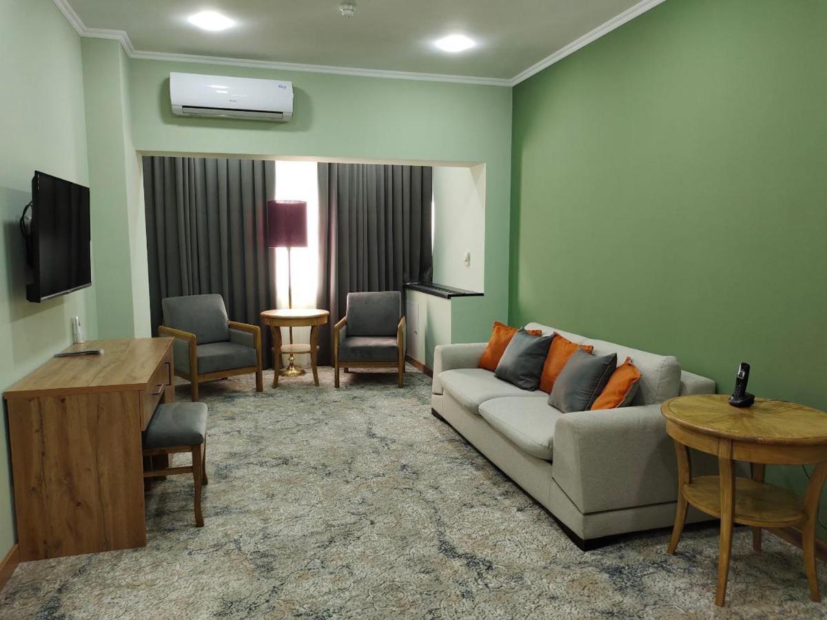 Le Grande Plaza Hotel Taskent Exterior foto